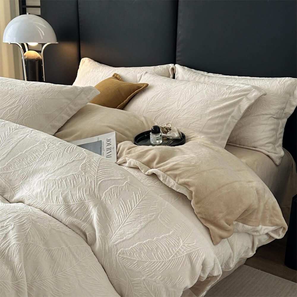 Juego de cama de terciopelo tibio en relieve natural en relieve de hoja