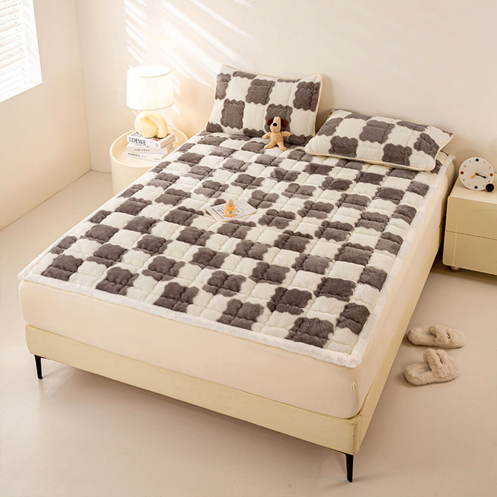 Topper de plataforma de felpa y funda de almohada