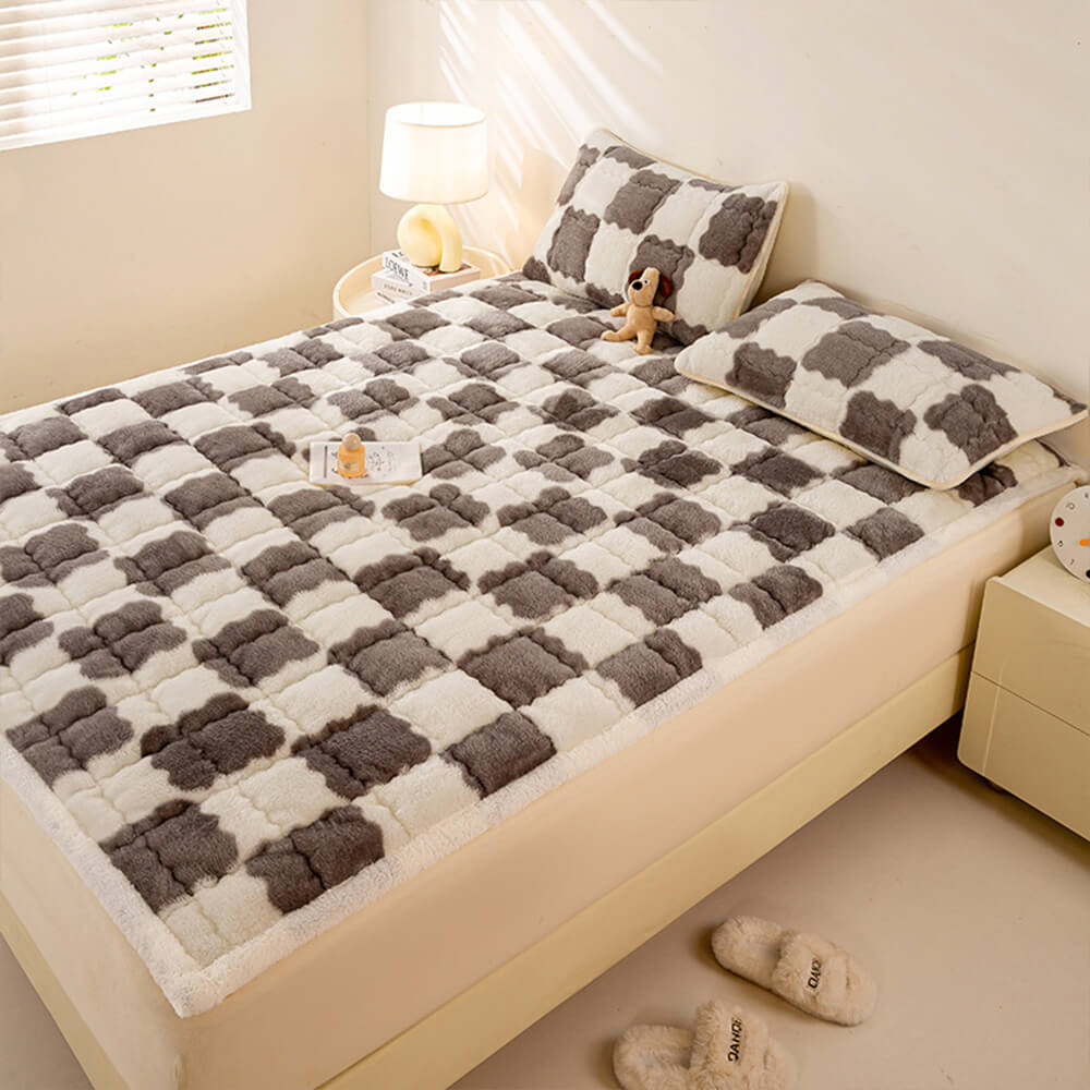 Topper de plataforma de felpa y funda de almohada