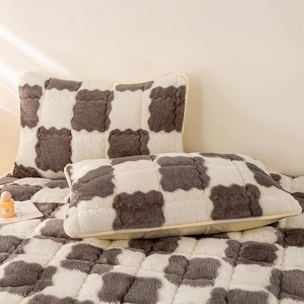 Topper de plataforma de felpa y funda de almohada