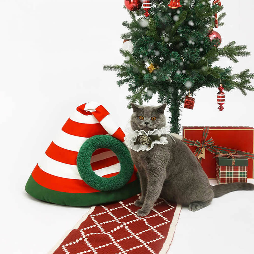 Chapeau de Noël classique, lit de grotte pour chat semi-fermé, lavable et chaud