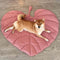 Cobertor para cachorro em formato de folha
